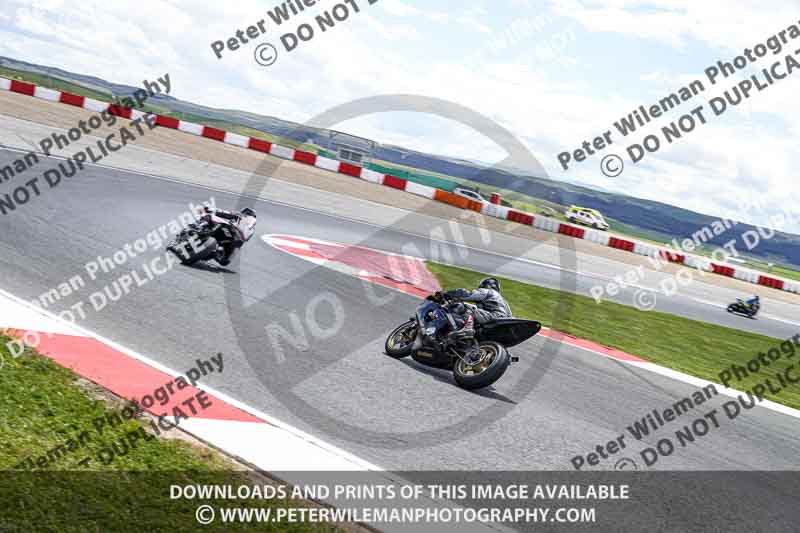 cadwell no limits trackday;cadwell park;cadwell park photographs;cadwell trackday photographs;enduro digital images;event digital images;eventdigitalimages;navarra;no limits trackdays;peter wileman photography;racing digital images;trackday digital images;trackday photos